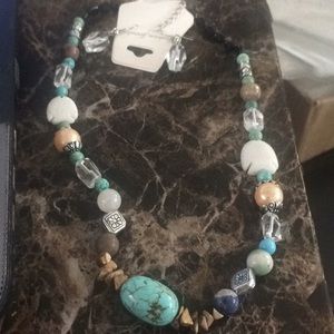 𝅺New necklace and earring set